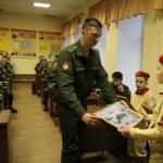 Sözleşme kapsamında askerlik hizmeti gören Rusya Federasyonu vatandaşları - belirli askeri personel kategorilerinin sivil uzmanlık alanlarından birinde mesleki yeniden eğitim prosedürü ve koşulları hakkında.